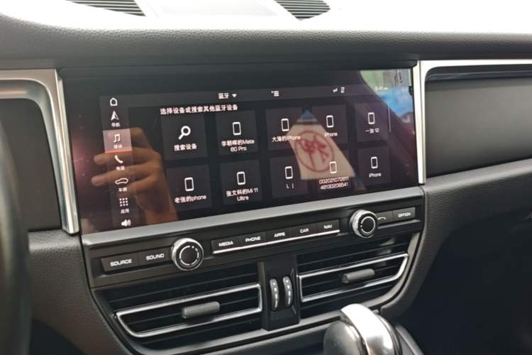 Used Porsche Macan 2018 Macan 2.0T Audio And AC Panel