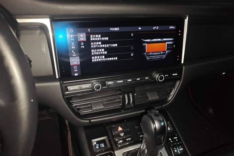 Used Porsche Macan 2018 Macan 2.0T Audio And AC Panel