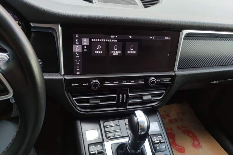 Used Porsche Macan 2018 Macan 2.0T Audio And AC Panel