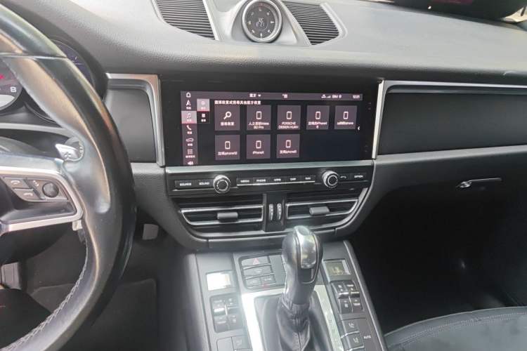 Used Porsche Macan 2018 Macan 2.0T Audio And AC Panel