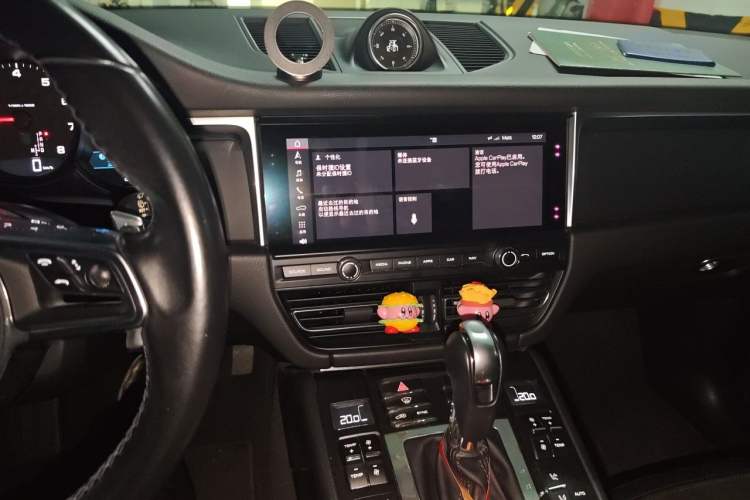 Used Porsche Macan 2018 Macan 2.0T Audio And AC Panel