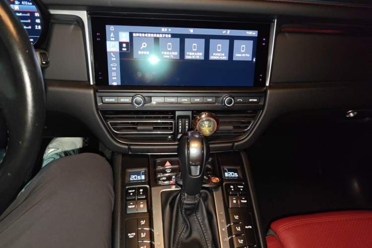 Used Porsche Macan 2018 Macan 2.0T Audio And AC Panel