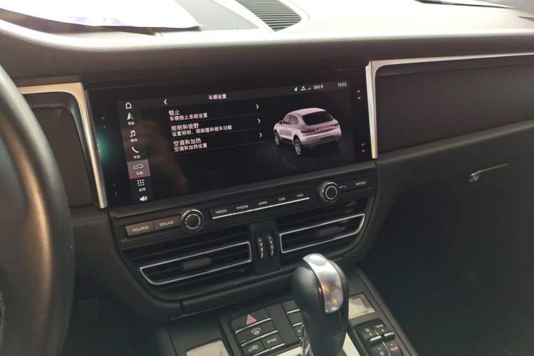 Used Porsche Macan 2018 Macan 2.0T Audio And AC Panel