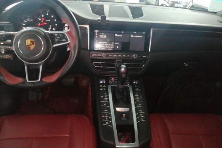 Used Porsche Macan 2018 Macan 2.0T Audio And AC Panel