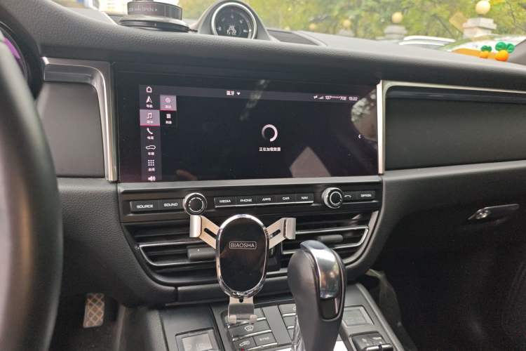 Used Porsche Macan 2018 Macan 2.0T Audio And AC Panel