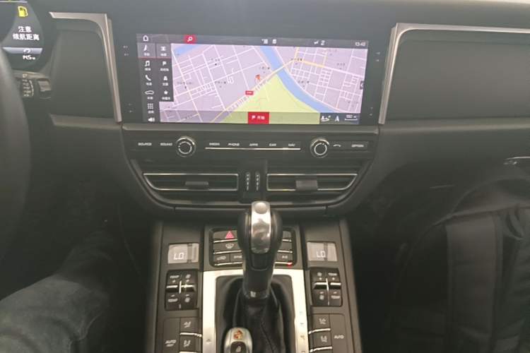 Used Porsche Macan 2018 Macan 2.0T Audio And AC Panel