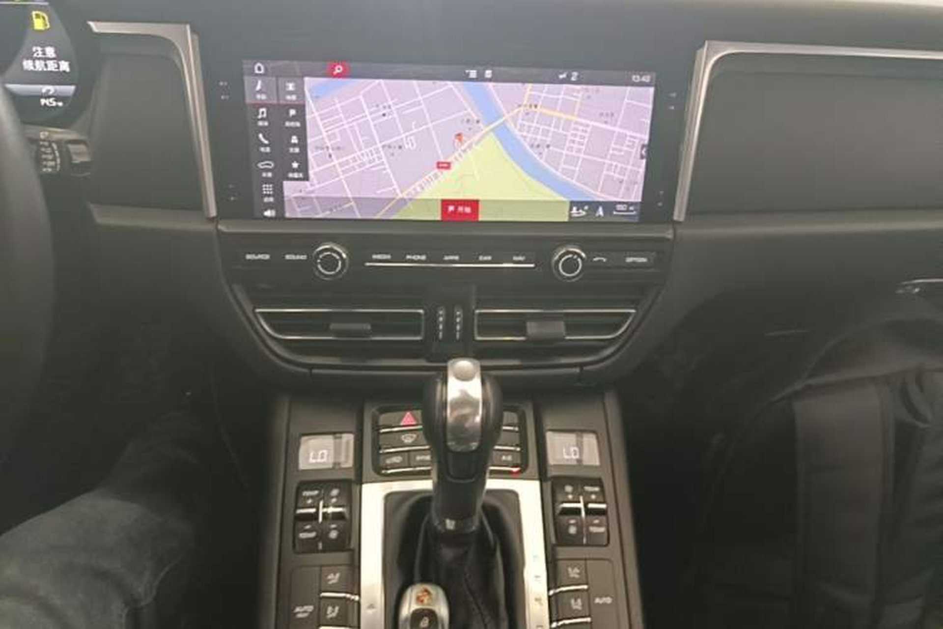 Used Porsche Macan 2018 Macan 2.0T Audio And AC Panel