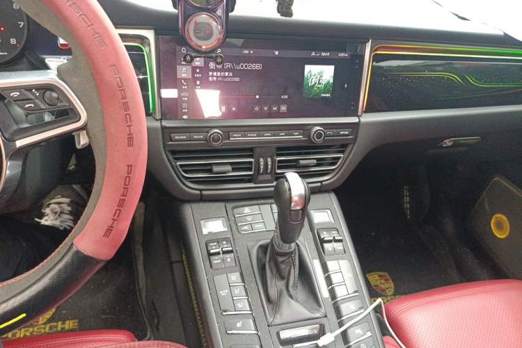 Used Porsche Macan 2018 Macan 2.0T Audio And AC Panel