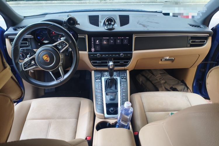 Used Porsche Macan 2018 Macan 2.0T Center Console