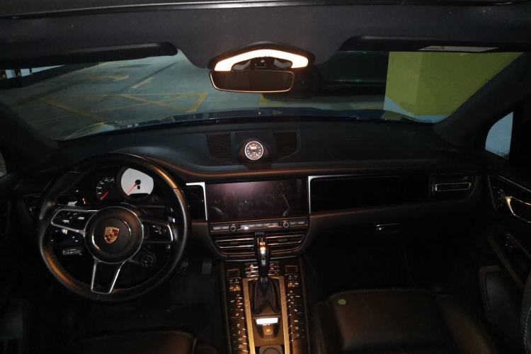 Used Porsche Macan 2018 Macan S 3.0T Center Console