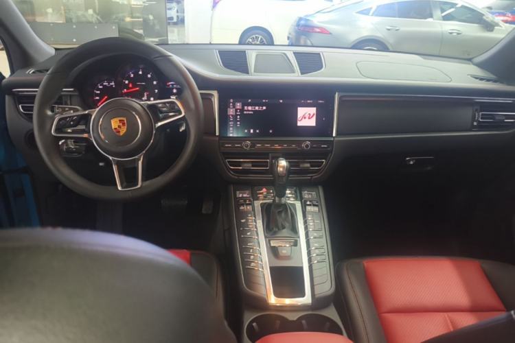 Used Porsche Macan 2018 Macan 2.0T Center Console
