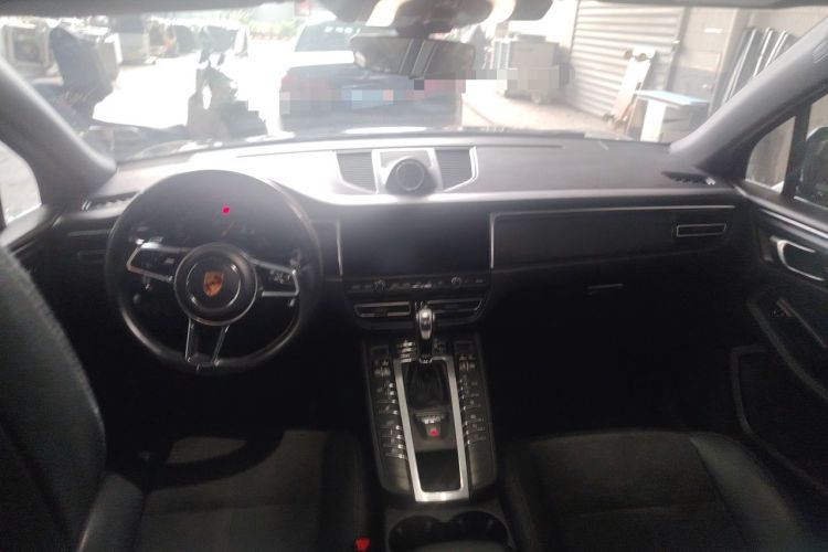 Used Porsche Macan 2018 Macan 2.0T Center Console