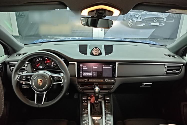 Used Porsche Macan 2018 Macan 2.0T Center Console