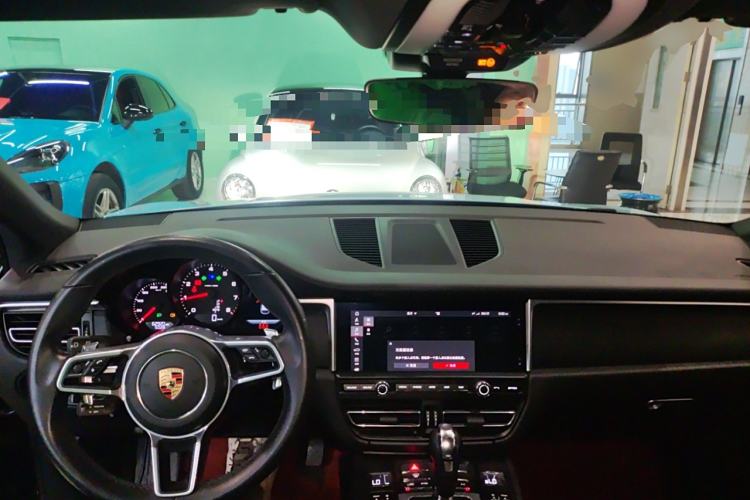 Used Porsche Macan 2018 Macan 2.0T Center Console