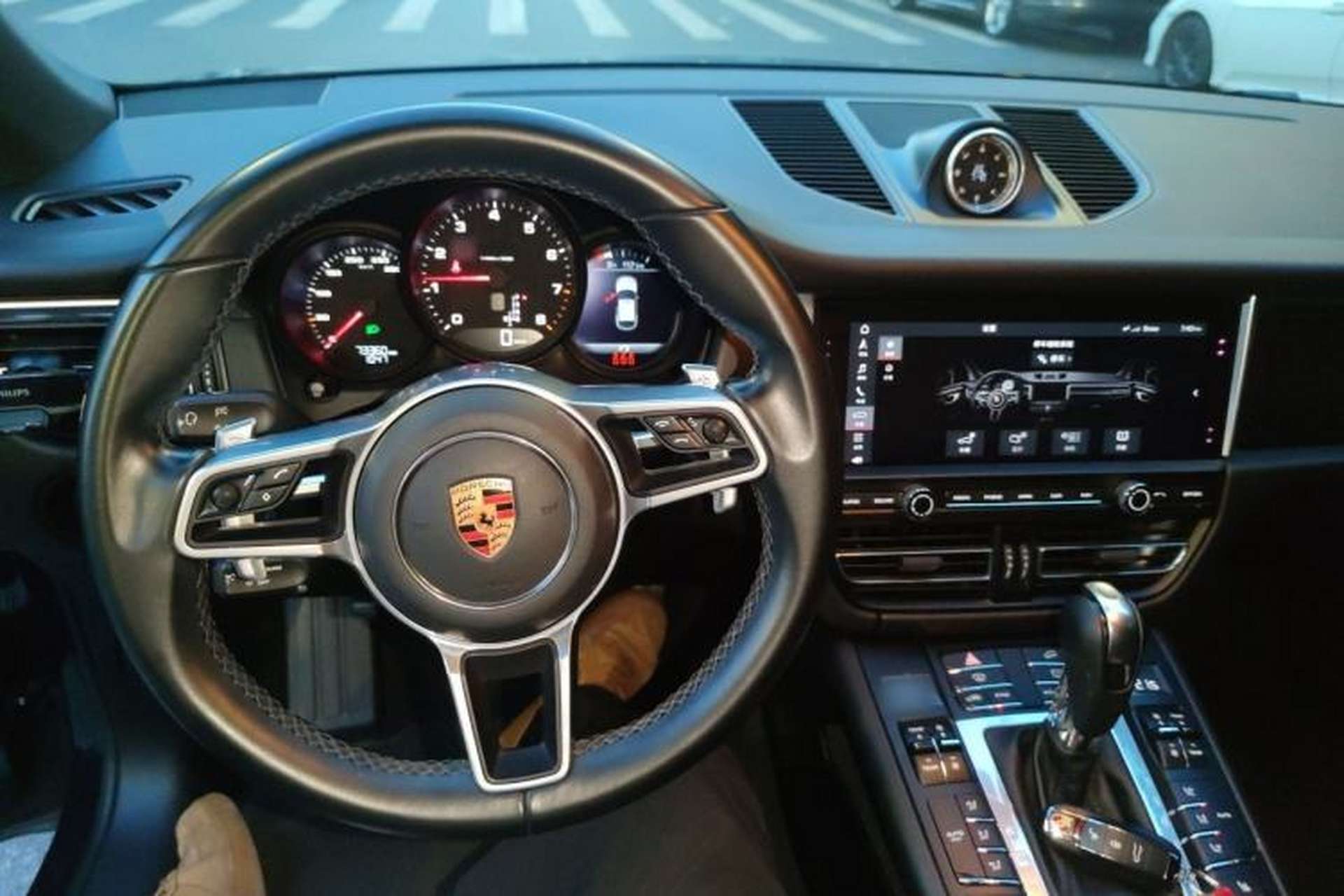 Used Porsche Macan 2018 Macan 2.0T Center Console
