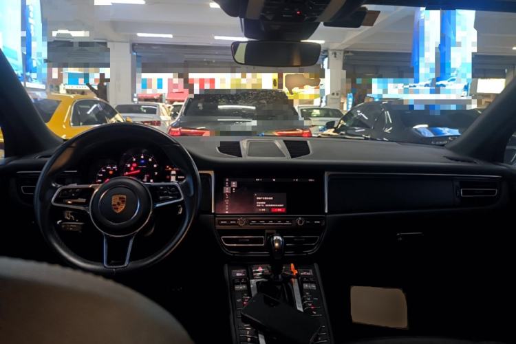 Used Porsche Macan 2018 Macan 2.0T Center Console