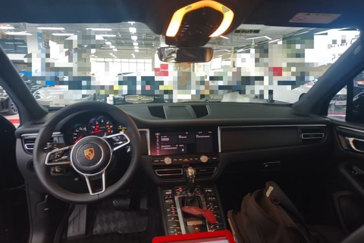 Used Porsche Macan 2018 Macan 2.0T Center Console