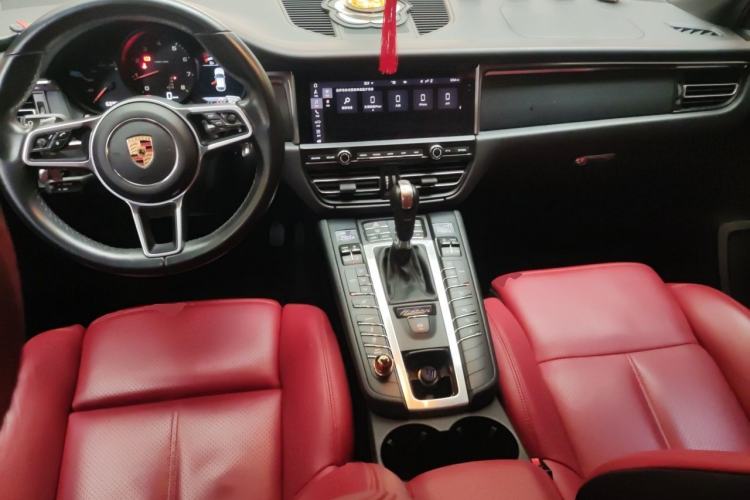 Used Porsche Macan 2018 Macan 2.0T Center Console