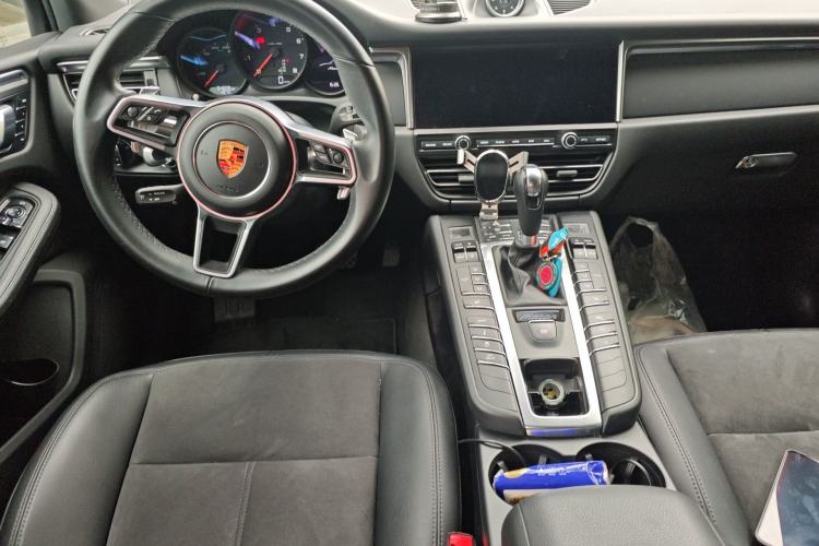 Used Porsche Macan 2018 Macan 2.0T Center Console