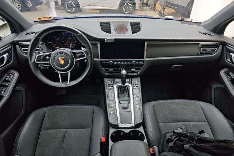 Used Porsche Macan 2018 Macan 2.0T Center Console