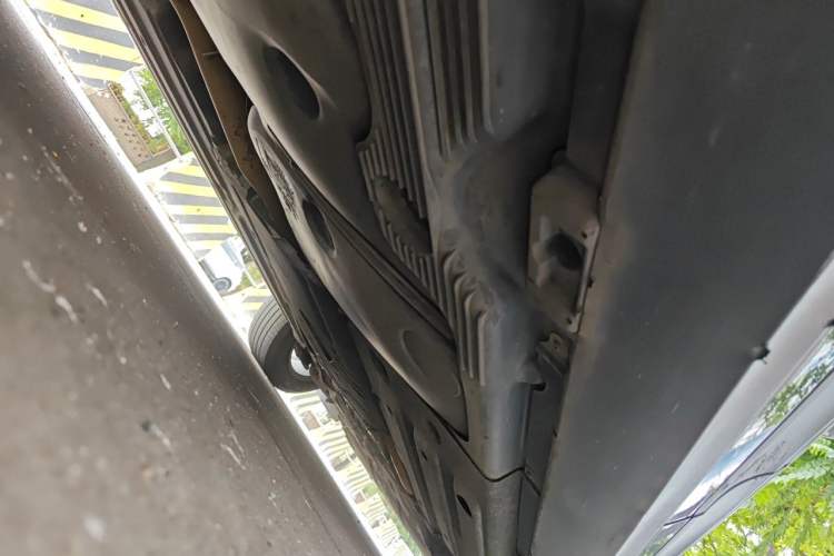 Used Porsche Macan 2018 Macan 2.0T Chassis Rear Right