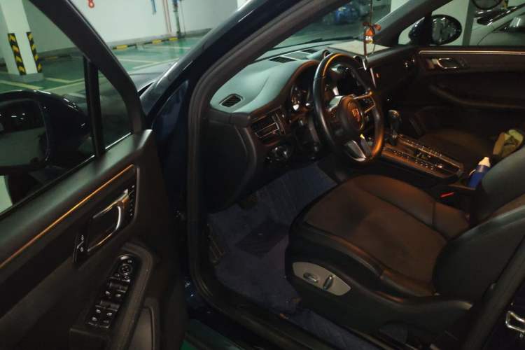 Used Porsche Macan 2018 Macan 2.0T Driver Seat