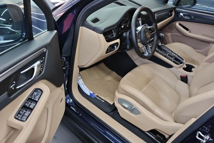 Used Porsche Macan 2018 Macan 2.0T Driver Seat
