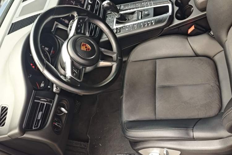 Used Porsche Macan 2018 Macan 2.0T Driver Seat