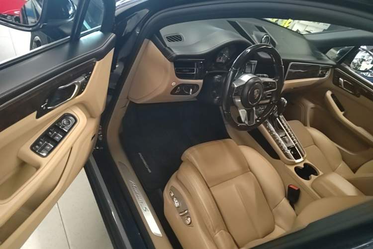 Used Porsche Macan 2018 Macan S 3.0T Driver Seat