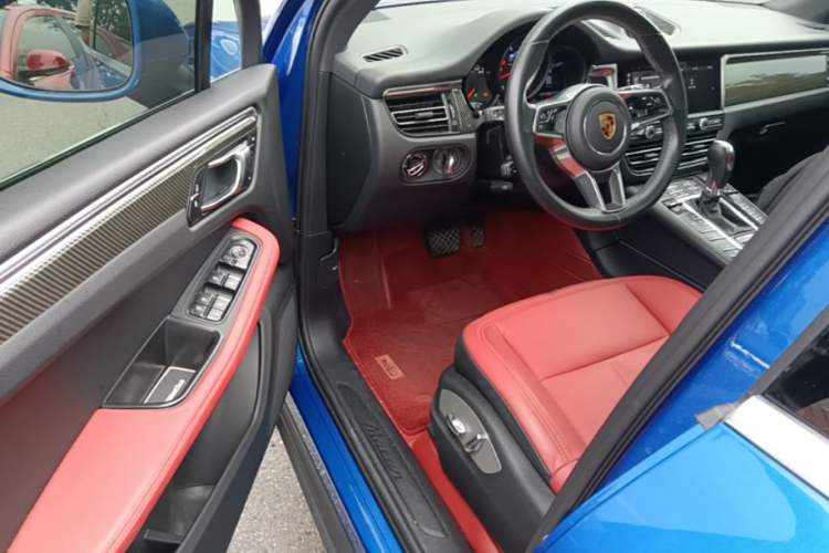 Used Porsche Macan 2018 Macan 2.0T Driver Seat