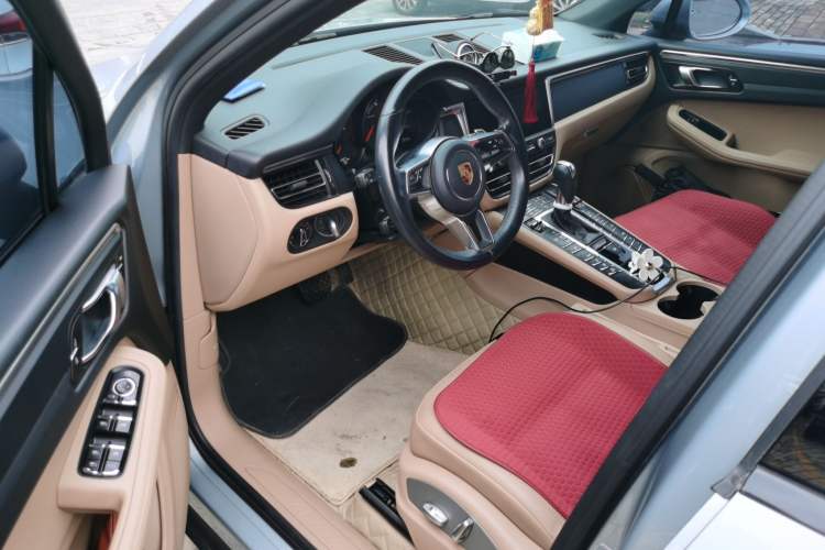 Used Porsche Macan 2018 Macan 2.0T Driver Seat