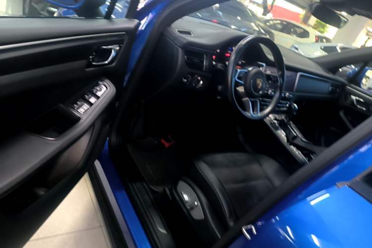 Used Porsche Macan 2018 Macan 2.0T Driver Seat