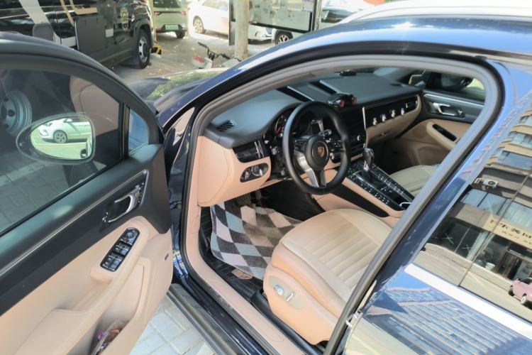 Used Porsche Macan 2018 Macan 2.0T Driver Seat