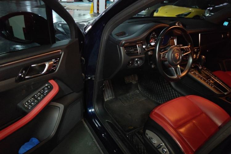 Used Porsche Macan 2018 Macan 2.0T Driver Seat