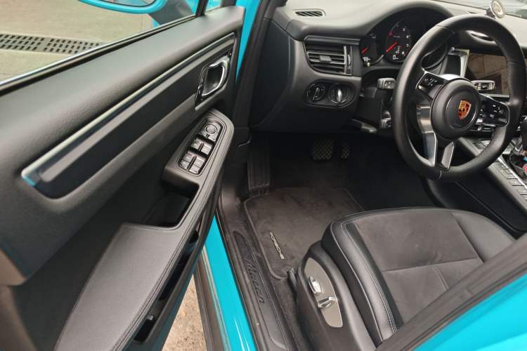 Used Porsche Macan 2018 Macan 2.0T Driver Seat