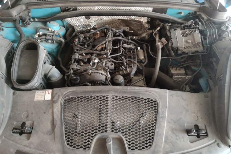 Used Porsche Macan 2018 Macan 2.0T Engine Bay