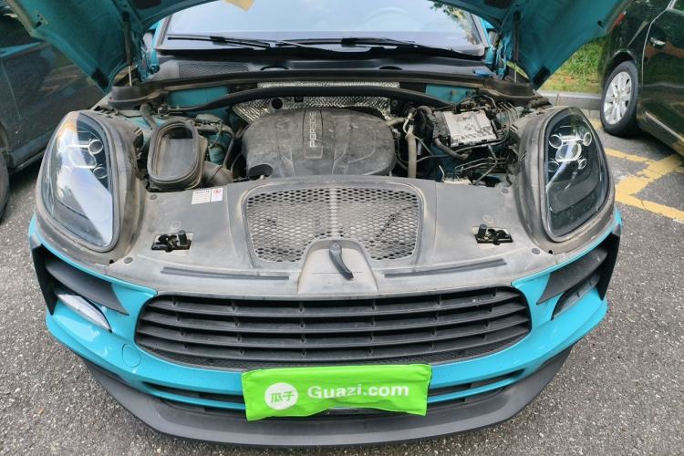 Used Porsche Macan 2018 Macan 2.0T Engine Bay