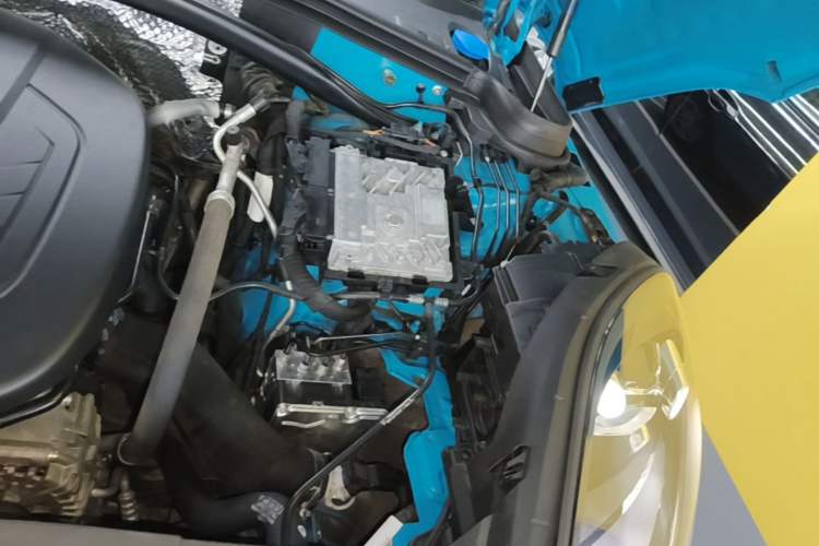 Used Porsche Macan 2018 Macan 2.0T Engine Bay Left