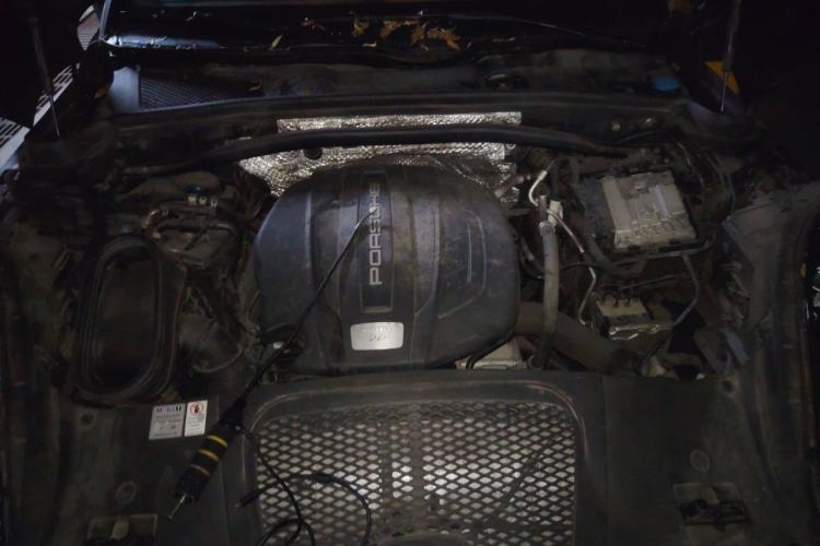 Used Porsche Macan 2018 Macan 2.0T Engine Bay