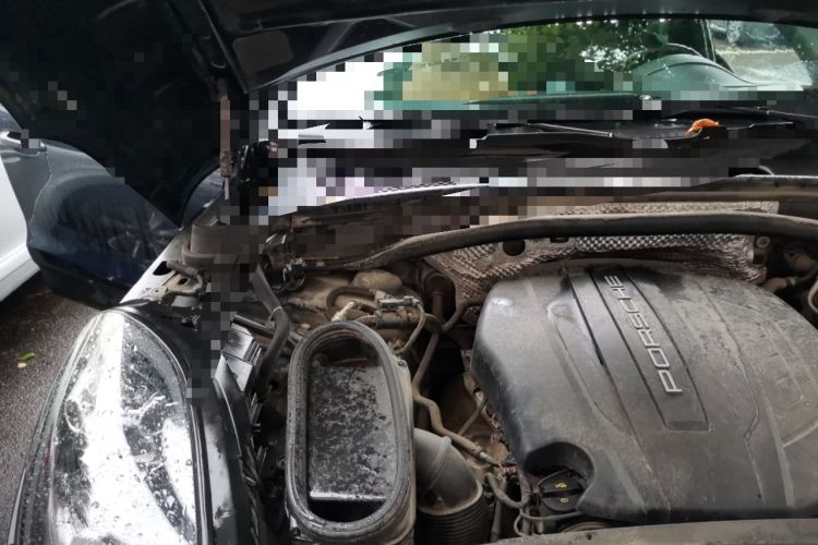 Used Porsche Macan 2018 Macan 2.0T Engine Bay Right