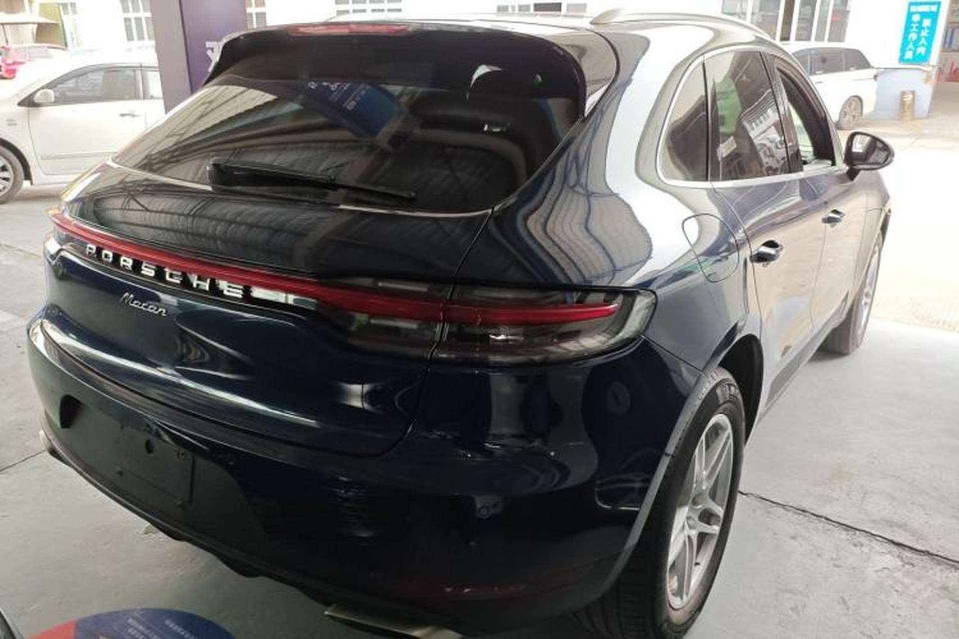Used Porsche Macan 2018 Macan 2.0T Exterior 1