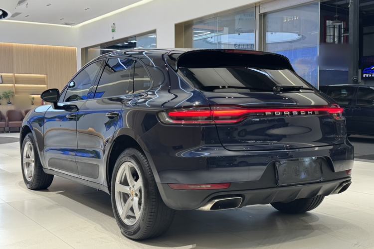 Used Porsche Macan 2018 Macan 2.0T Exterior 12