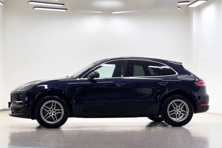 Used Porsche Macan 2018 Macan 2.0T Exterior 2
