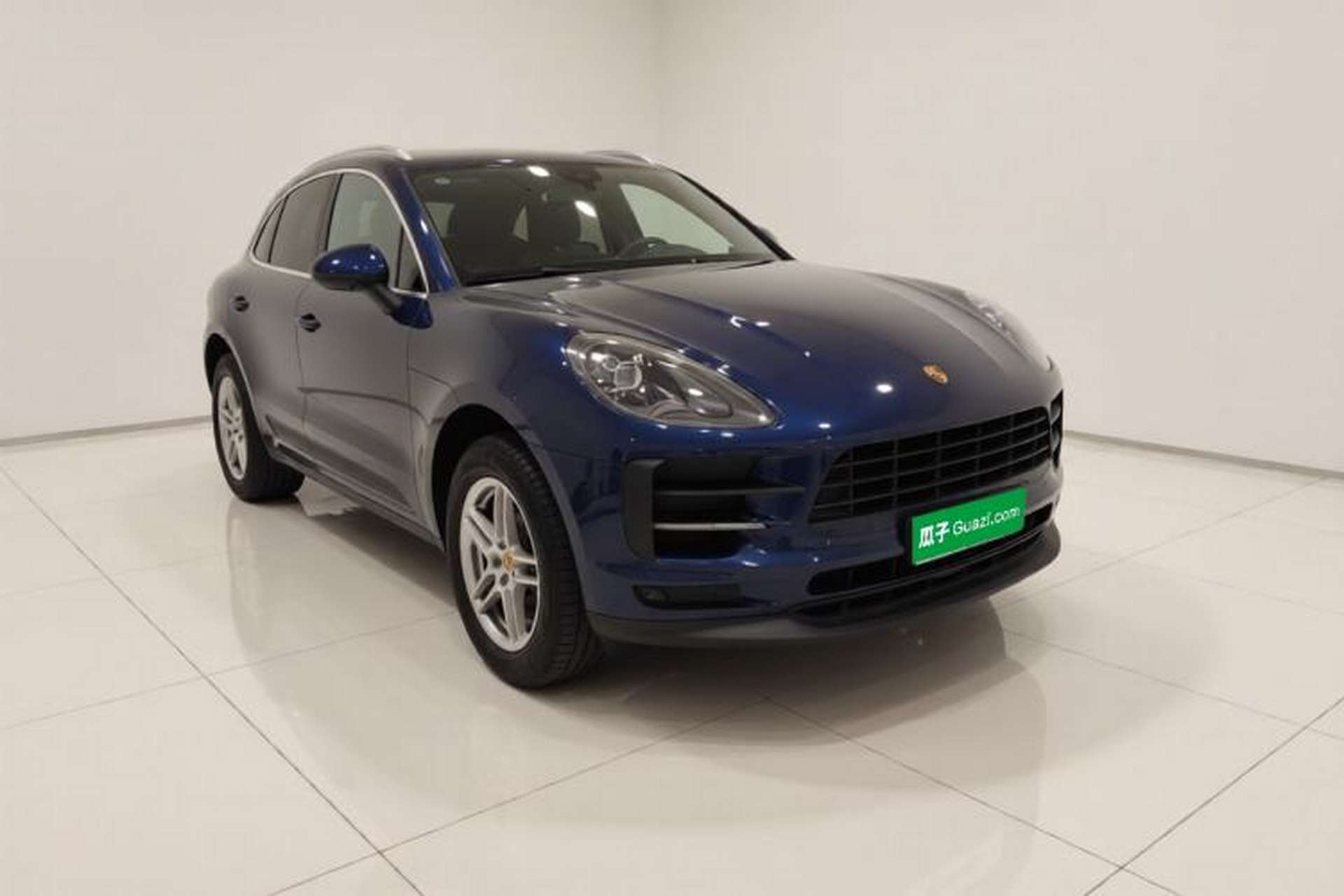 Used Porsche Macan 2018 Macan 2.0T Exterior 2