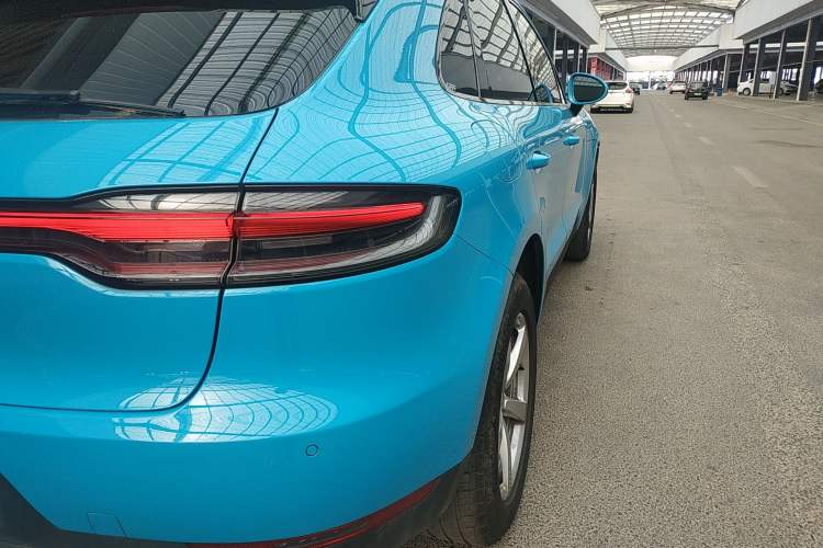 Used Porsche Macan 2018 Macan 2.0T Exterior 3