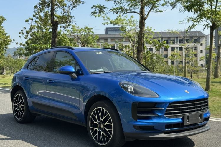 Used Porsche Macan 2018 Macan 2.0T Exterior 4