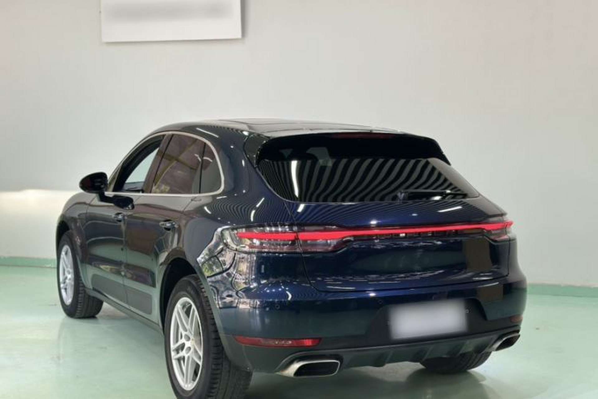 Used Porsche Macan 2018 Macan 2.0T Exterior 4