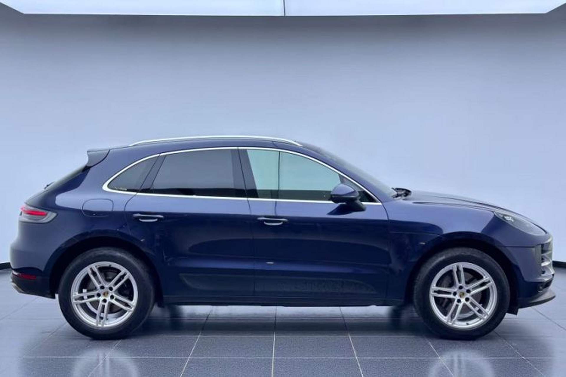 Used Porsche Macan 2018 Macan 2.0T Exterior 5