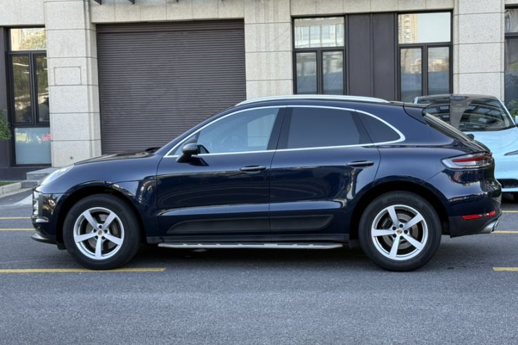 Used Porsche Macan 2018 Macan 2.0T Exterior 6