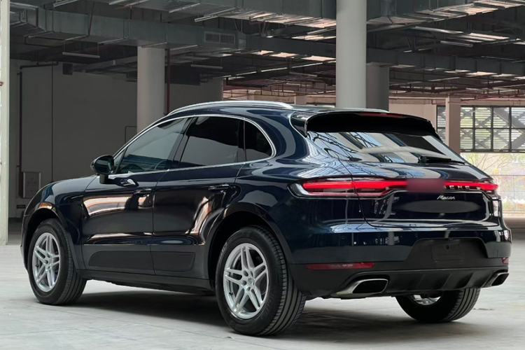 Used Porsche Macan 2018 Macan 2.0T Exterior 8
